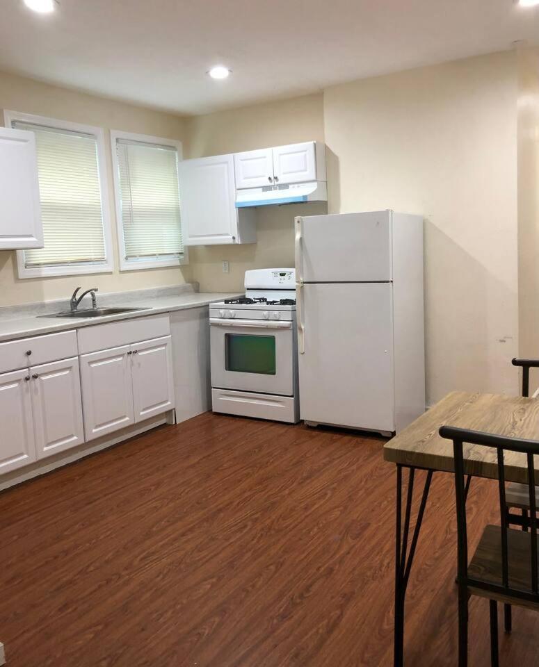 Spacious And Private Apartment With 3 Bedrooms And 1 Bathroom Near Newark International Airport Ewr And New York City Eksteriør bilde